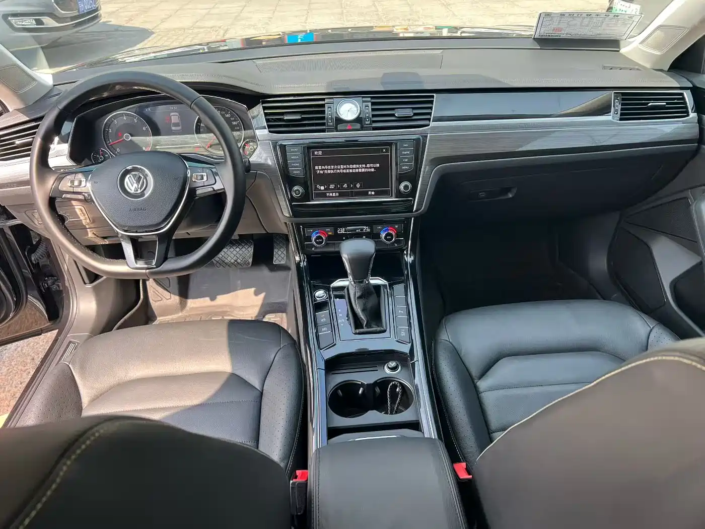 Volkswagen Phideon 2018 380TSI 2WD Business Edition фото 7