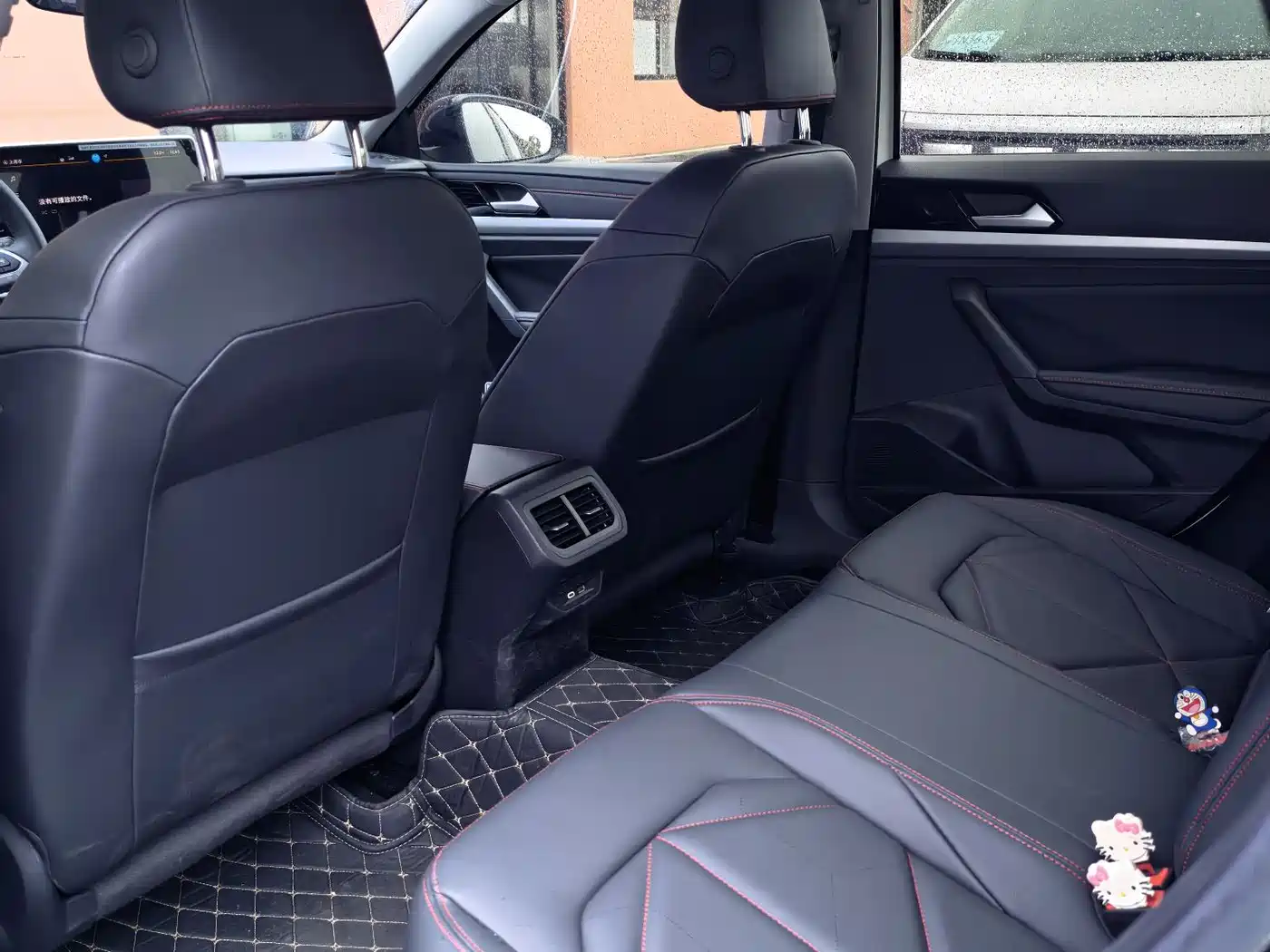 Volkswagen Lavida 2024 Model 300TSI DSG Starlight Leading Edition фото 5