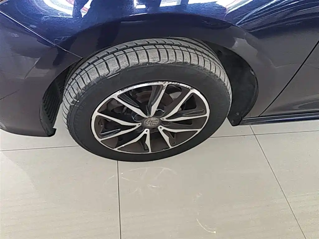 BYD Song MAX 2017 1.5T Manual Smart Luxury 7-Seater фото 25