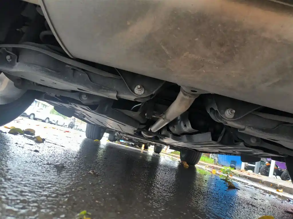 Lynk & Co 02 2018 1.5T DCT 2WD Power Pro Edition China V фото 25