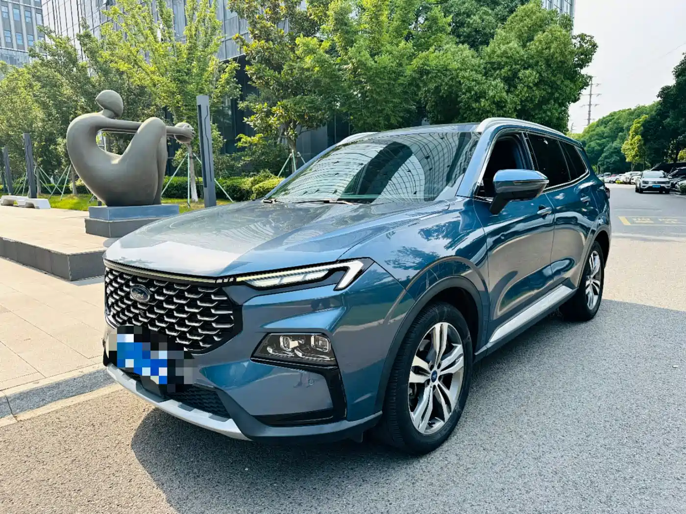 FORD LING RUI