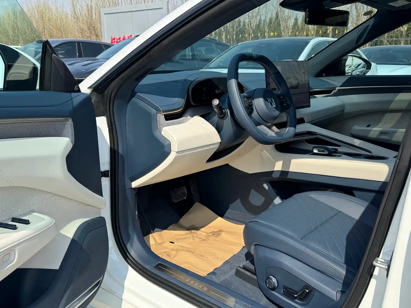 ZEEKR EXTREME KRYPTON 001