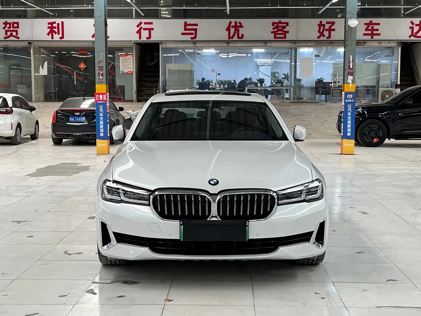 BMW 5 Series New Energy 2021 535Le Luxury Package фото 2