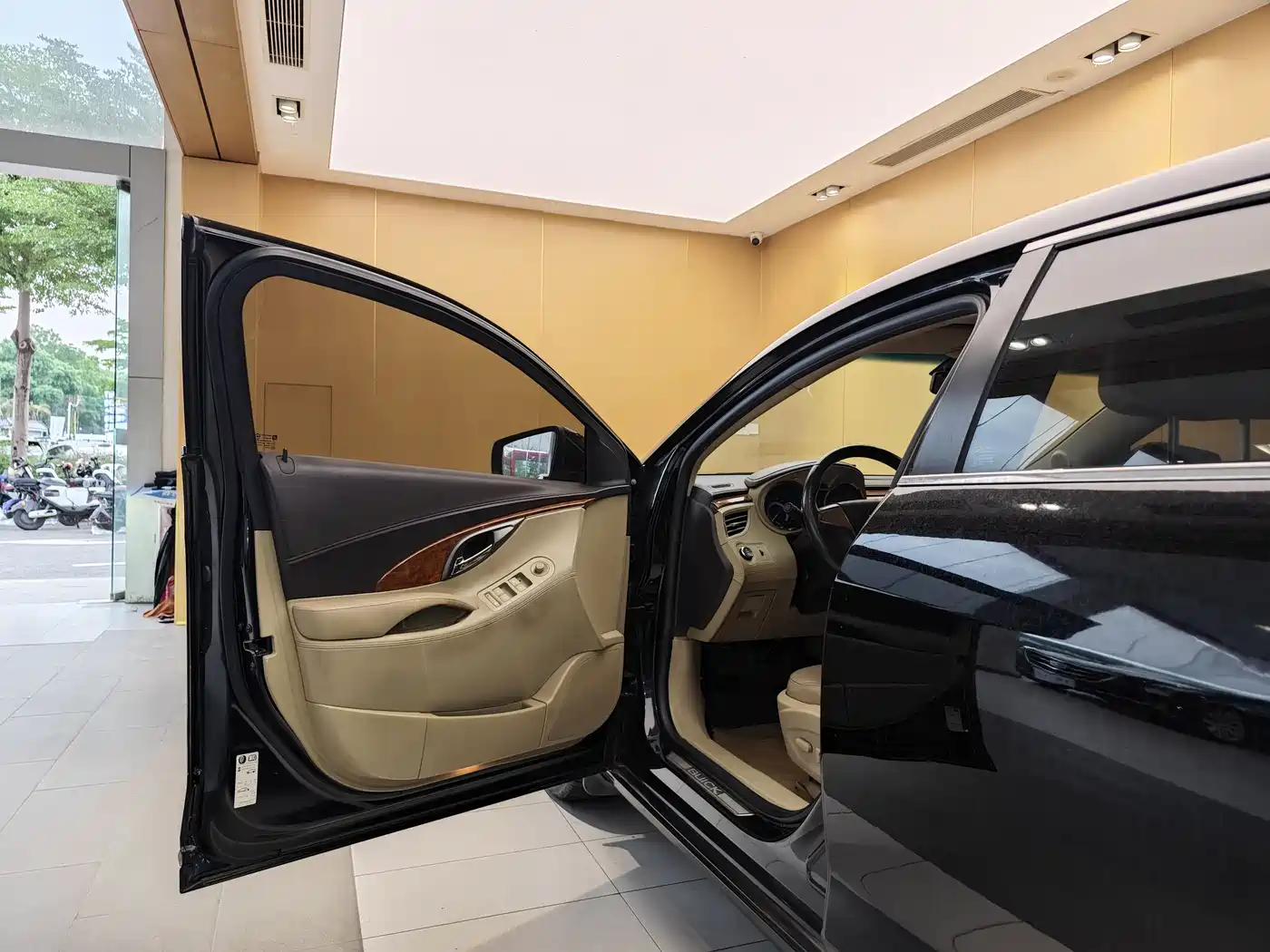 Buick LaCrosse 2012 2.4L SIDI Elegance Edition фото 7