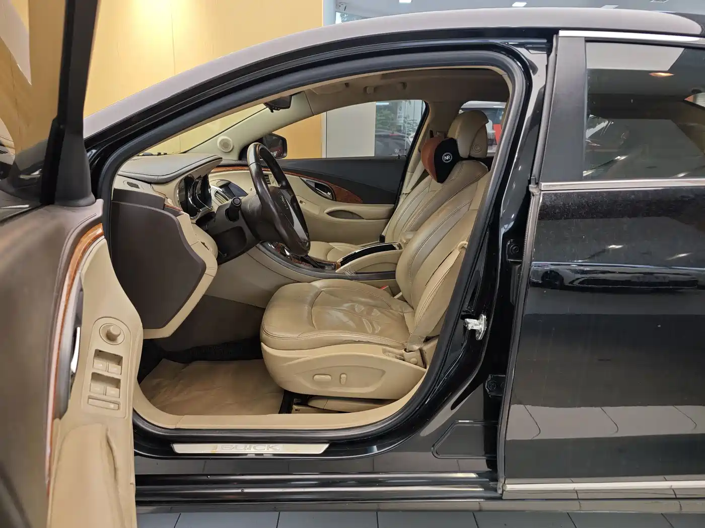 Buick LaCrosse 2012 2.4L SIDI Elegance Edition фото 13