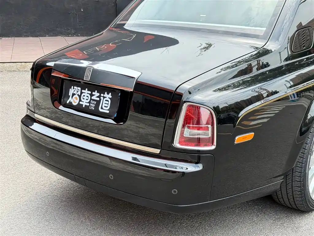 Rolls-Royce Phantom 2012 2013 6.7L Standard