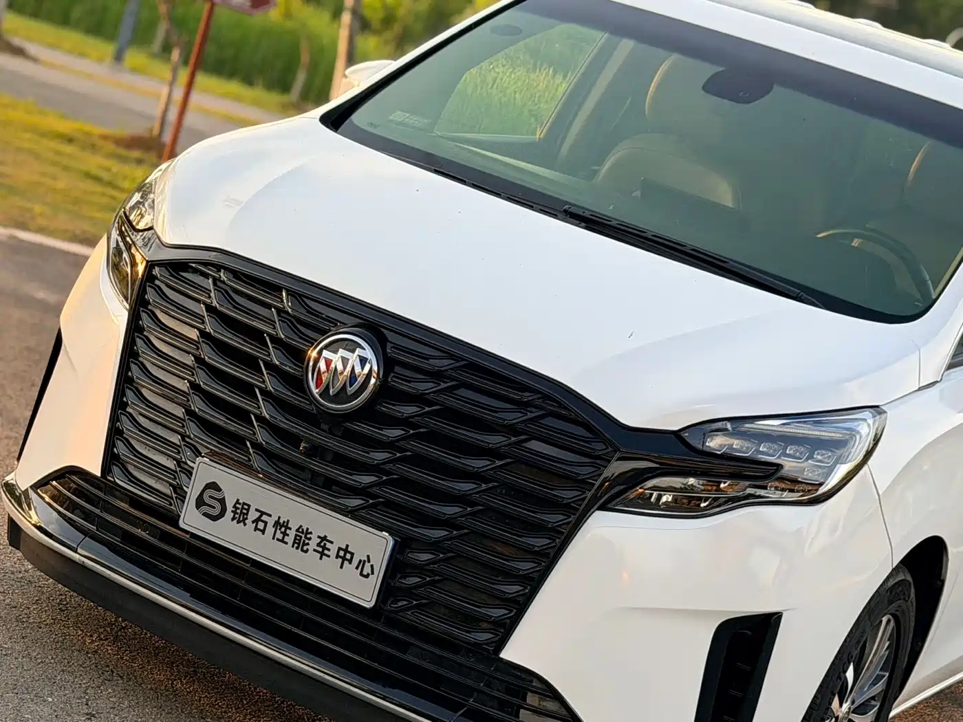 Buick GL8 2017 ES 28T Luxury China V фото 4