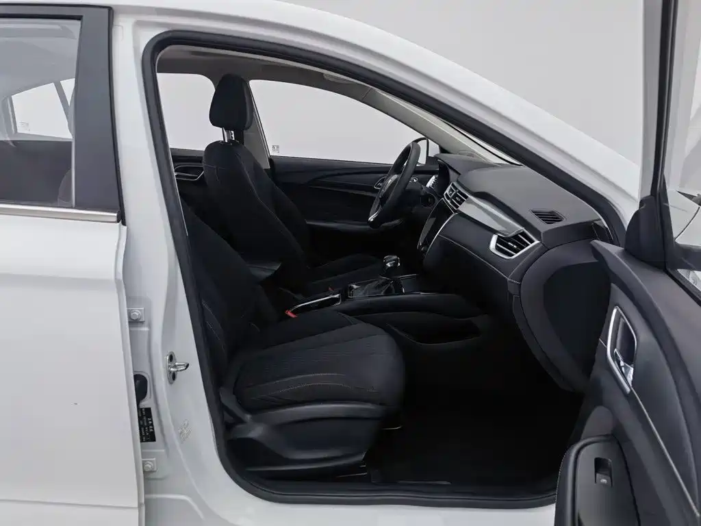 Roewe i5 2019 2020 1.5L Automatic 4G Connected Premium Edition