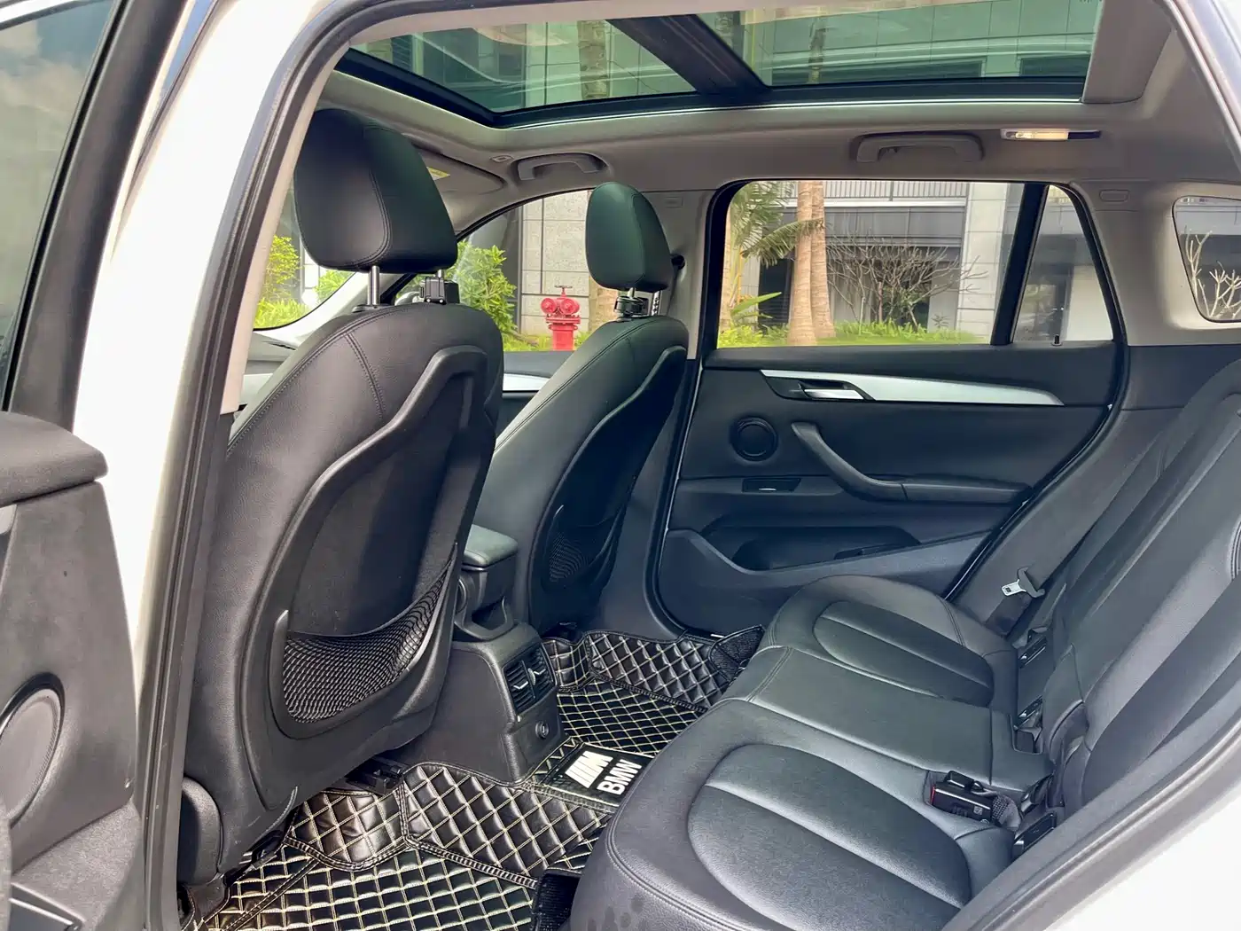 BMW X1 2018 sDrive20Li Leading Model фото 5