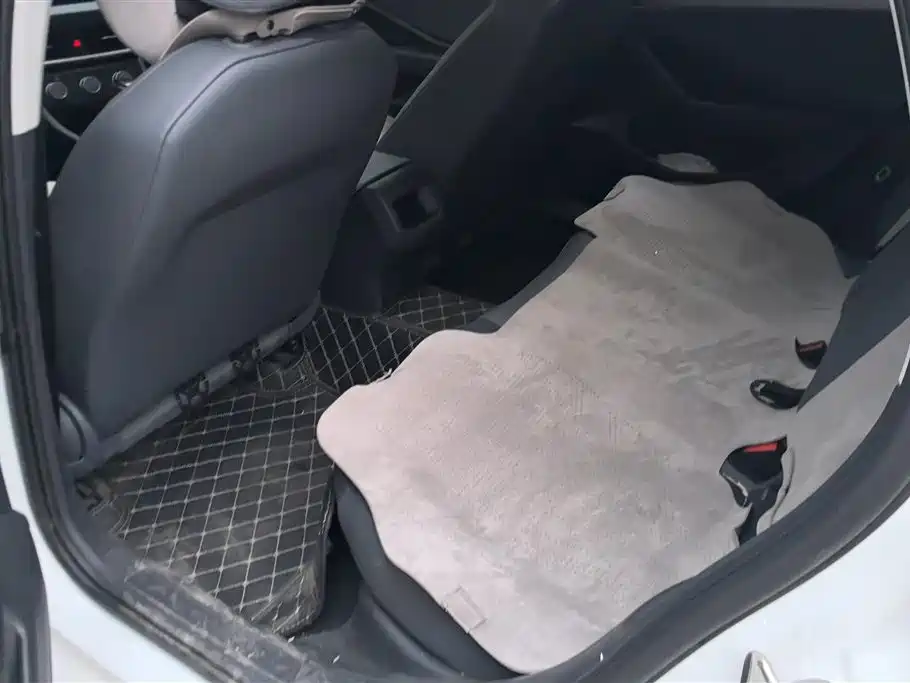 Volkswagen Sagitar 2024 200TSI DSG Flying Edition фото 11