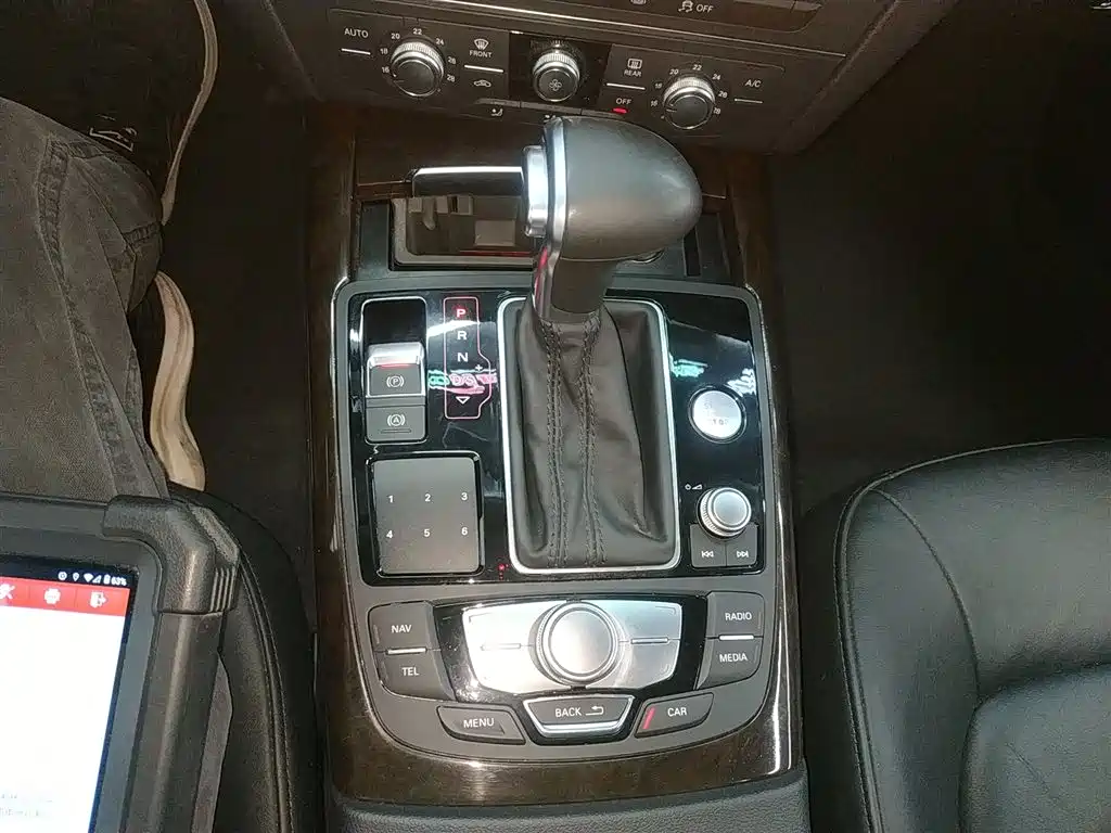 Audi A6L 2014 TFSI Standard фото 10