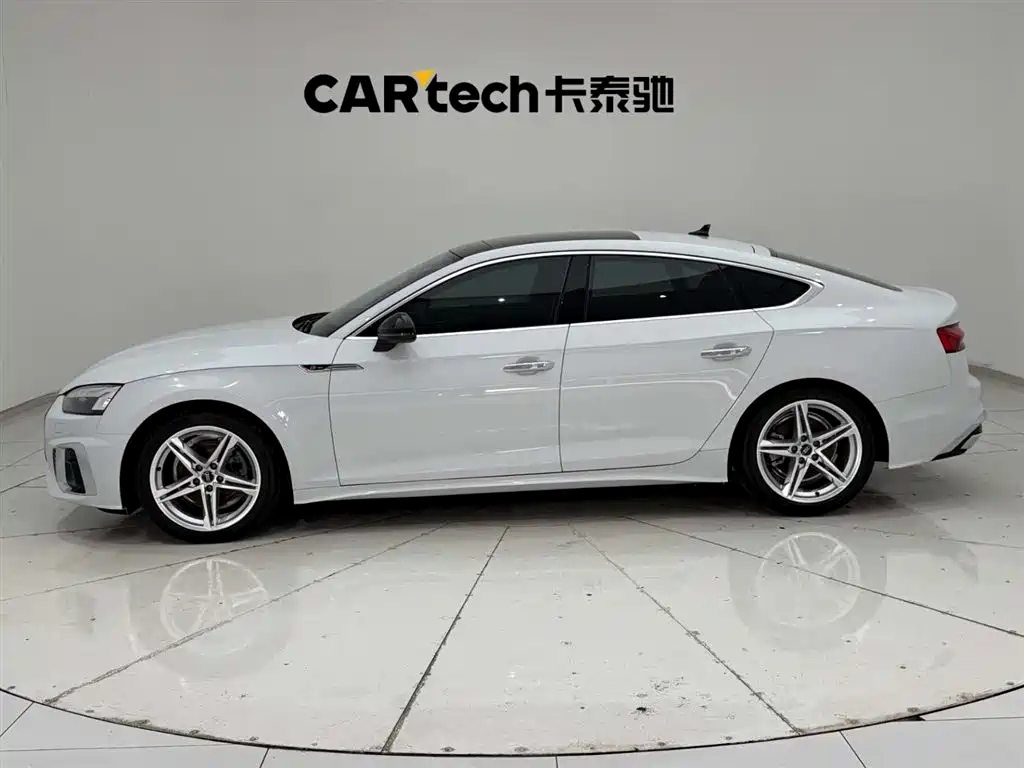 Audi A5 (Import) 2023 Sportback 40 TFSI Fashion Dynamic фото 6