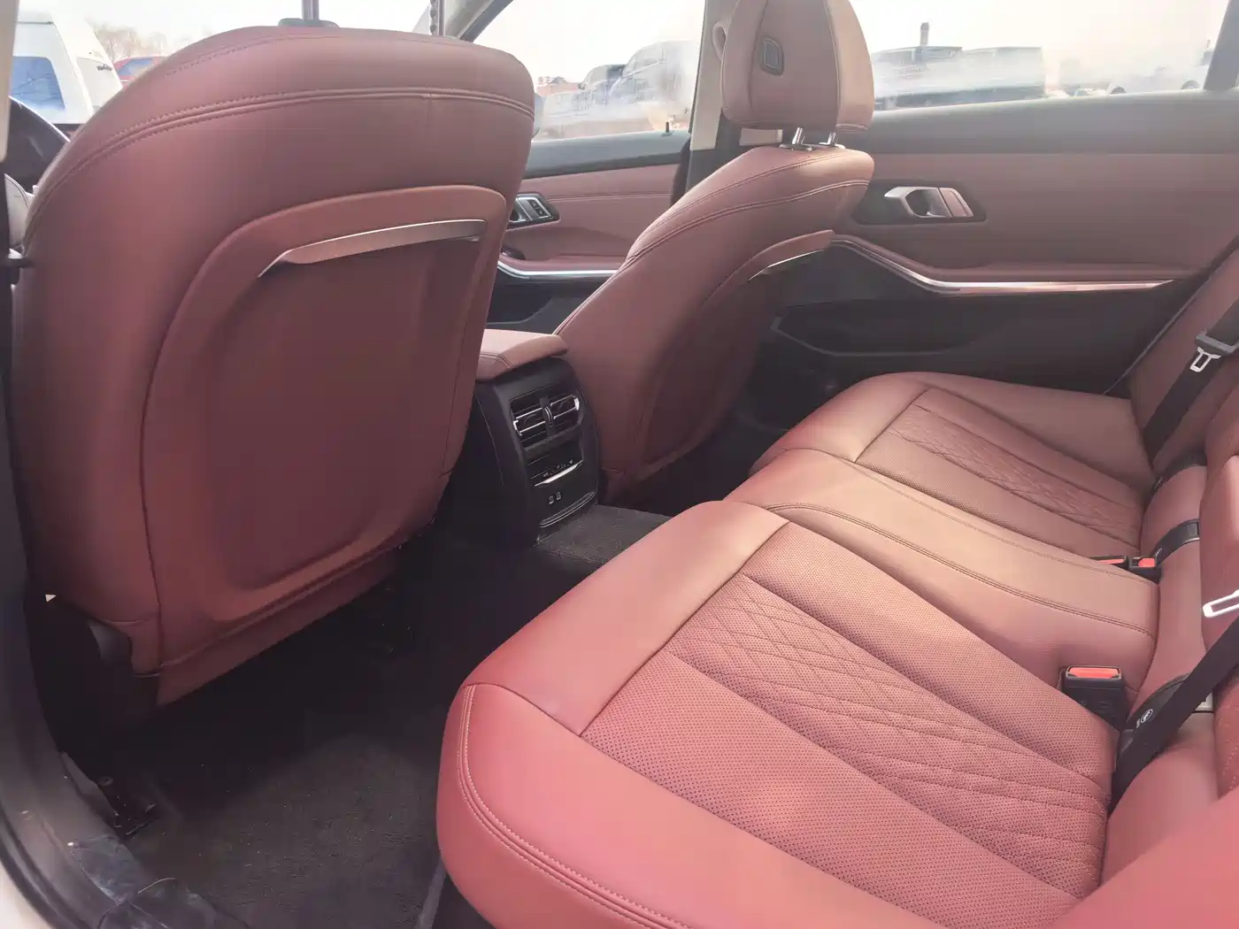 BMW 3 Series 2023 320Li M Sport Package фото 13