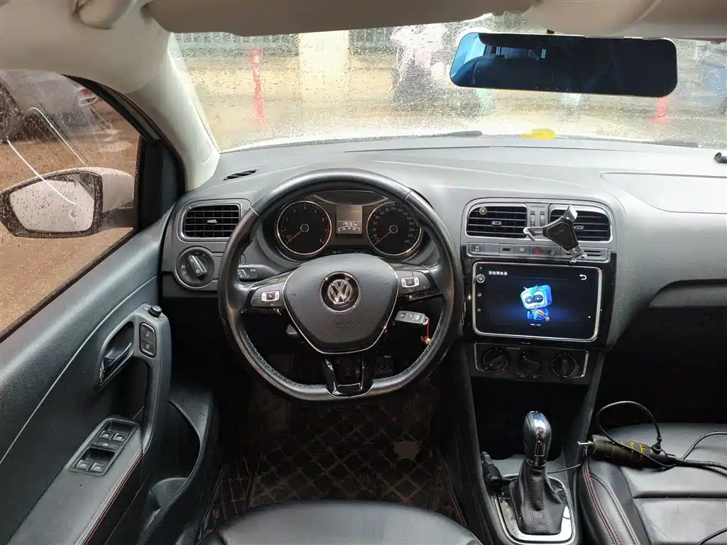 Volkswagen Polo 2018 1.5L Auto Comfort фото 7