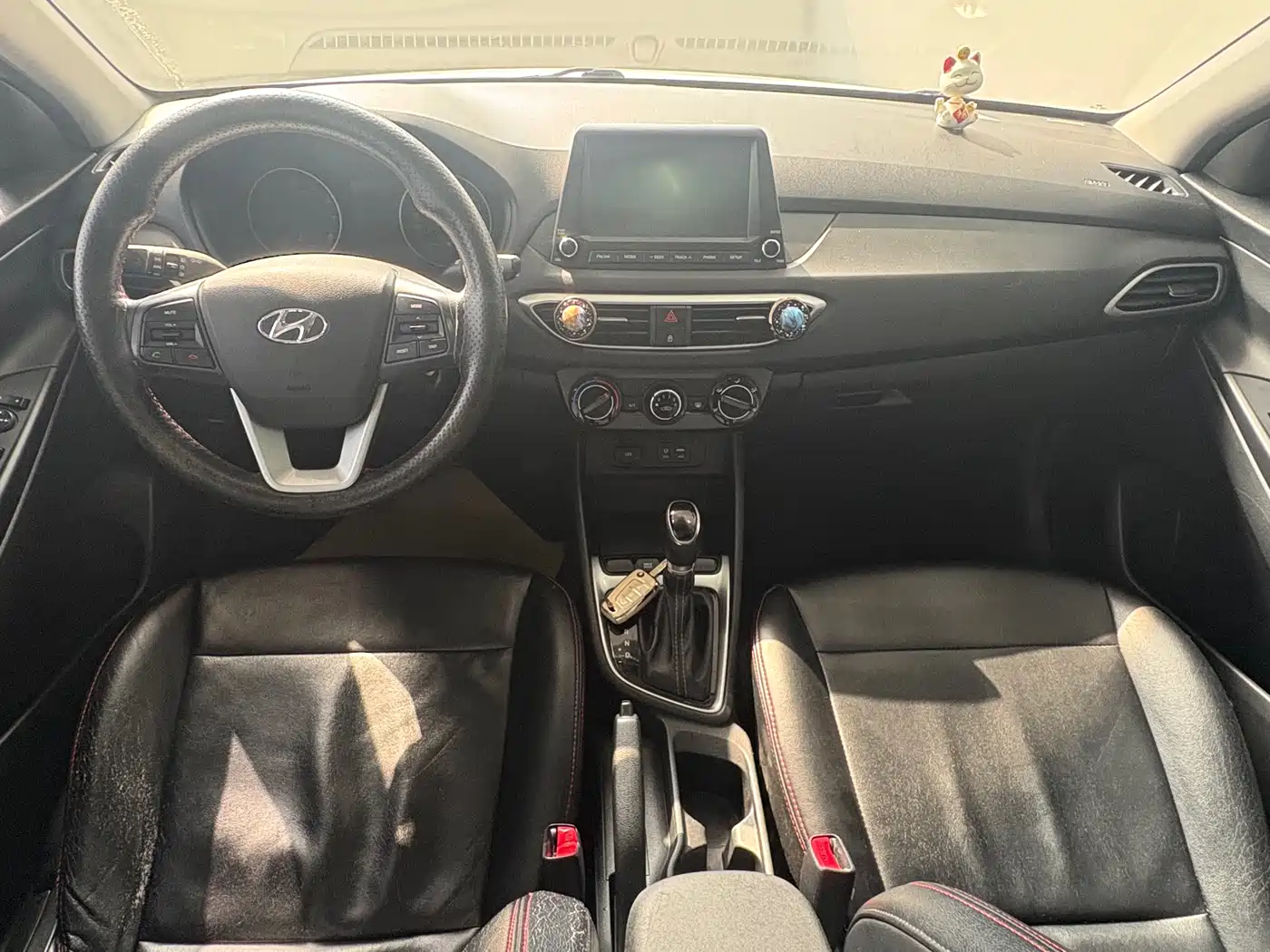 Hyundai Elantra 2017 1.6L Automatic Joy Value GLS фото 12