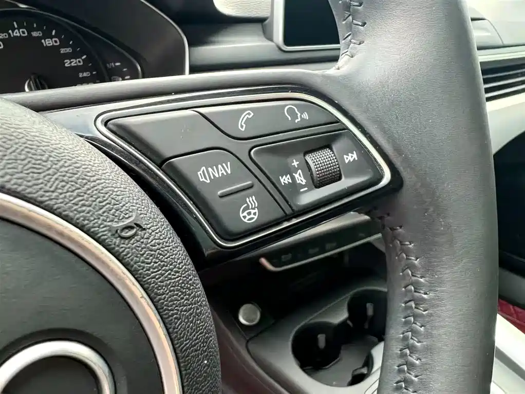 Audi A4L 2017 Plus 40 TFSI Fashion фото 6