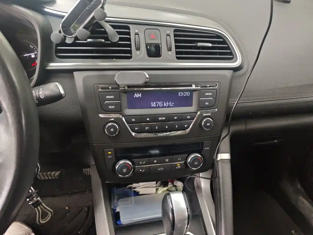 Renault Kadjar 2017 2016 2.0L 2WD Leading
