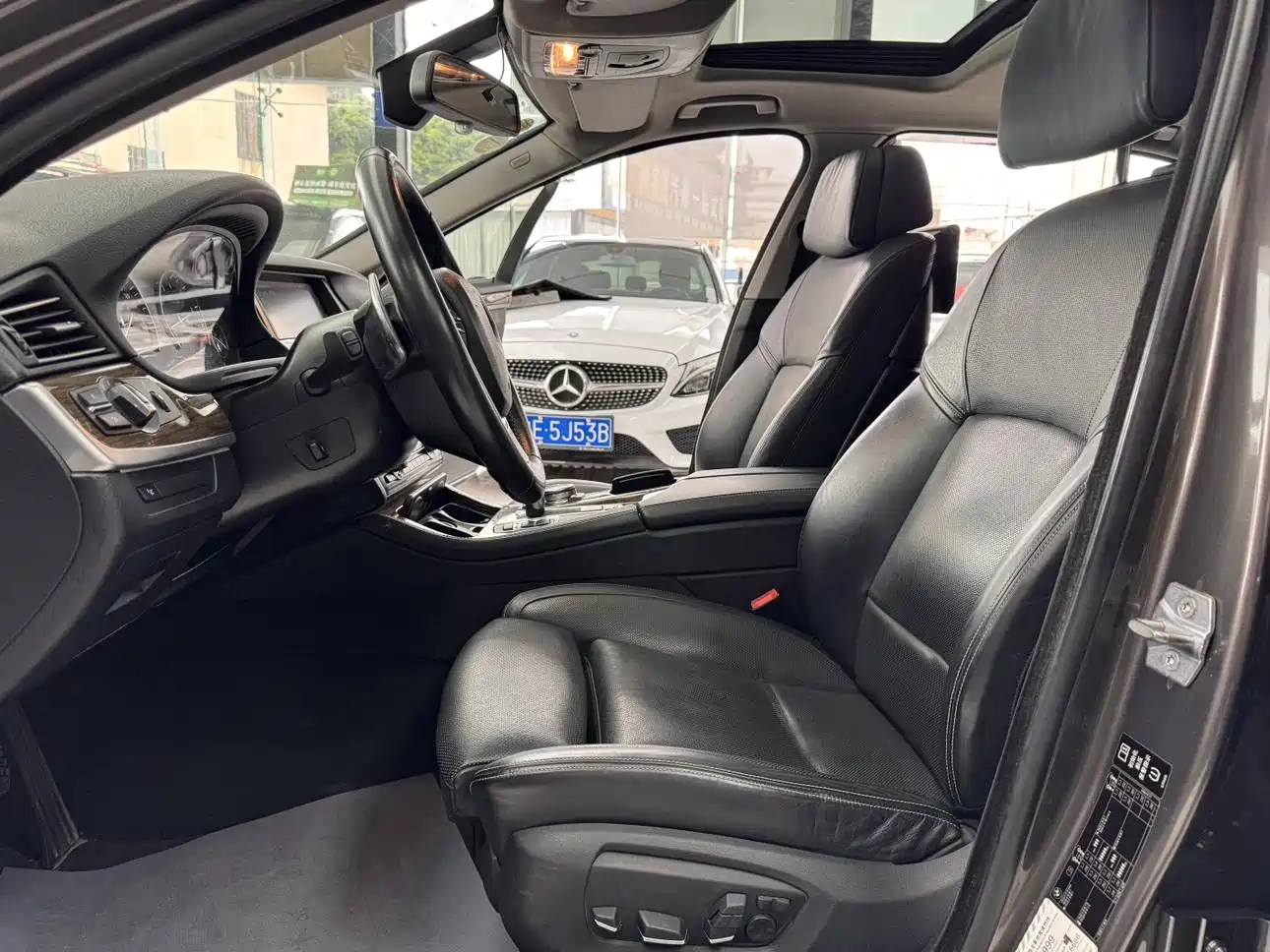 BMW 5 Series 2014 535Li Executive Style Design Package фото 19
