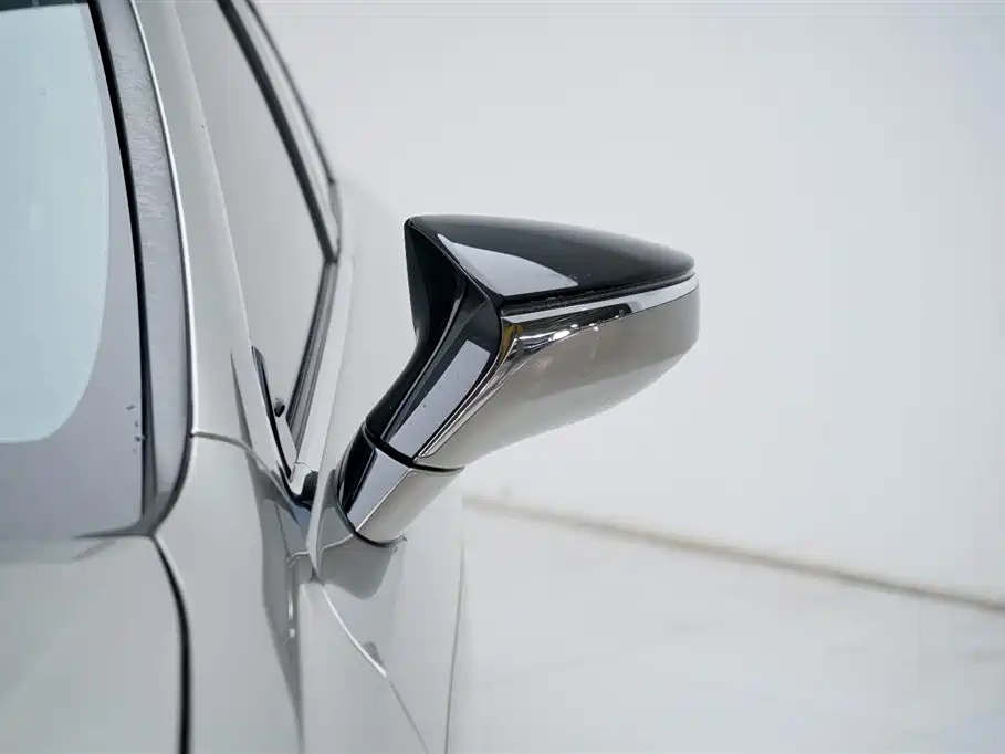 Lexus ES 2022 200 Excellence Edition фото 30