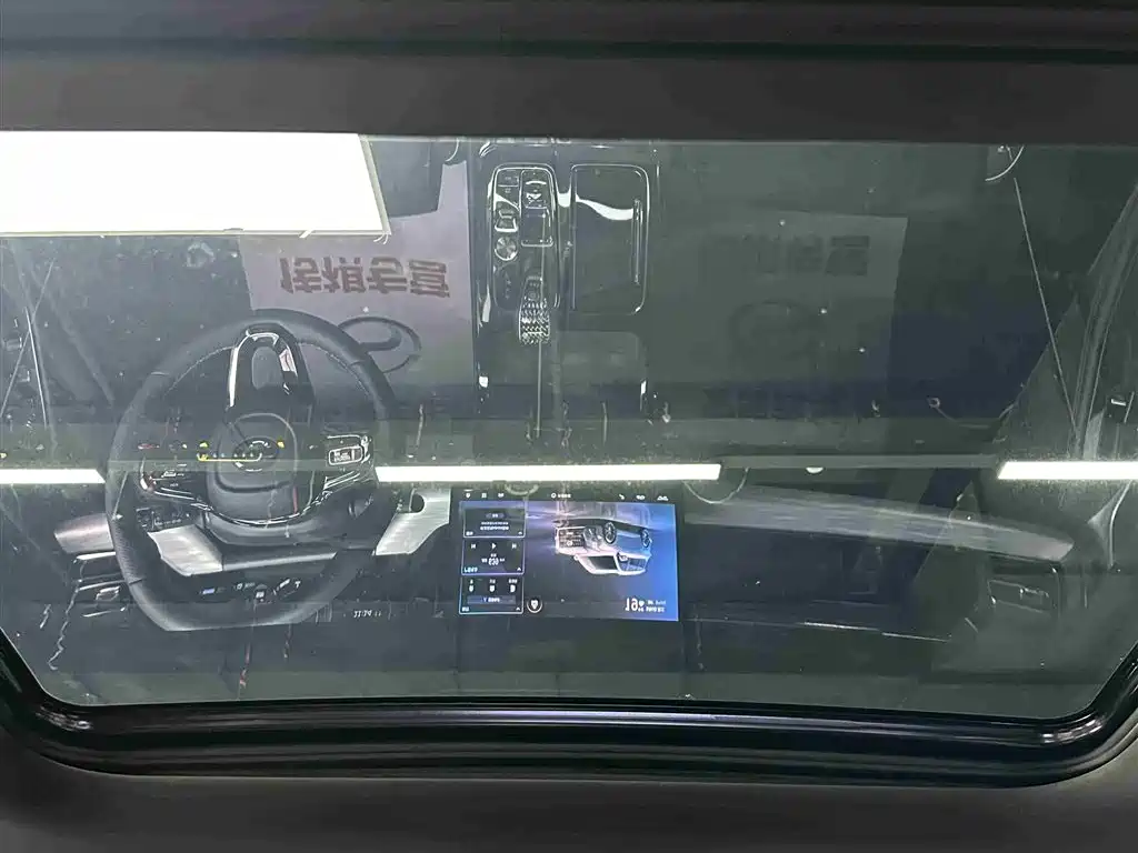 GAC Trumpchi Trumpchi GS8 2022 Dual Engine Series 2.0TM 4WD Flagship Edition (6-Seater) фото 31