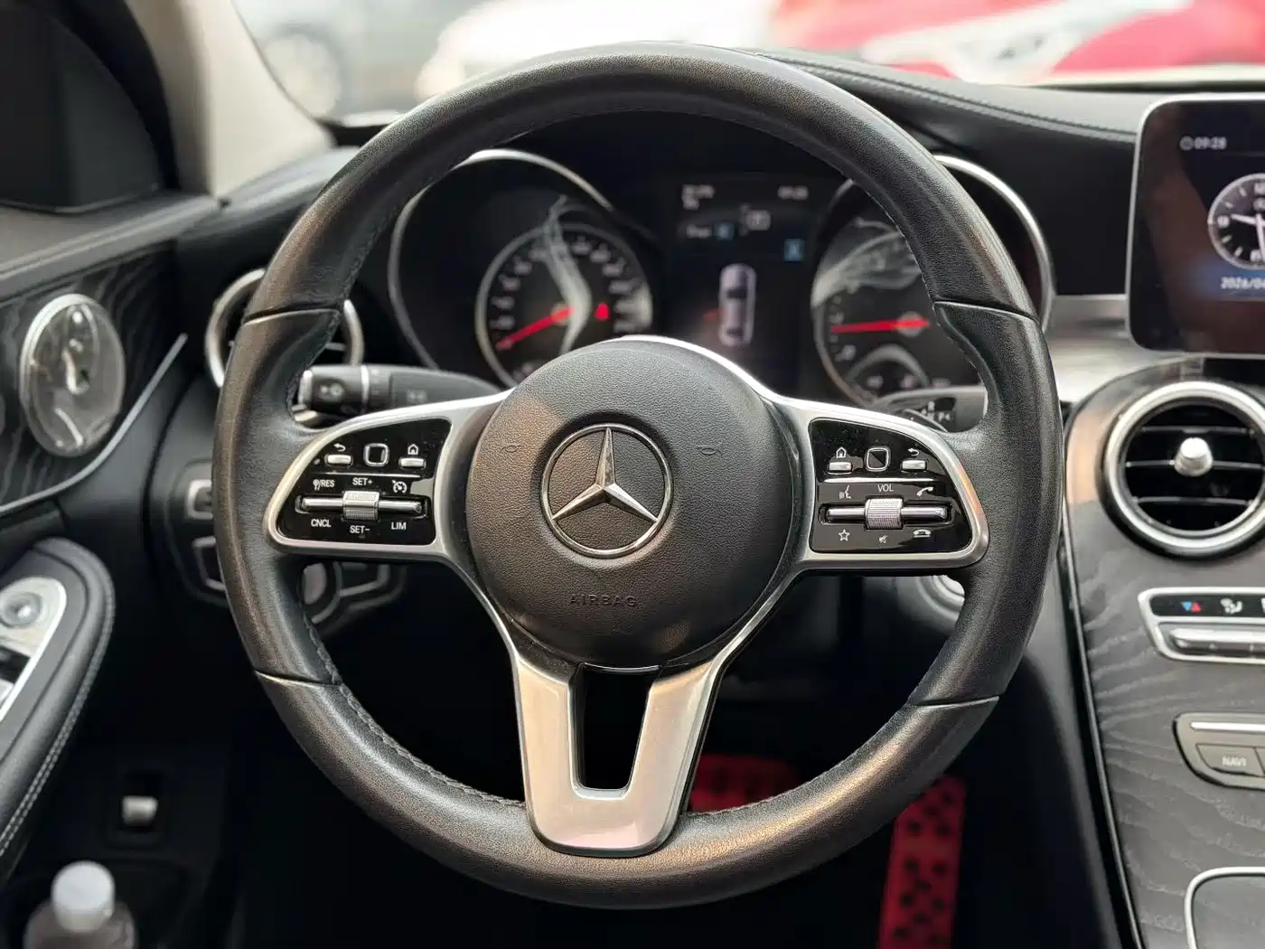 Mercedes-Benz C-Class 2019 C 180 L Fashion Sport Edition фото 2