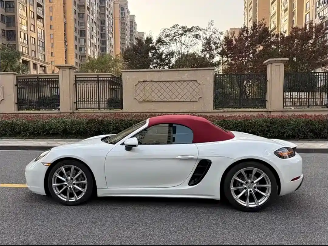 Porsche 718 2016 Boxster 2.0T фото 11