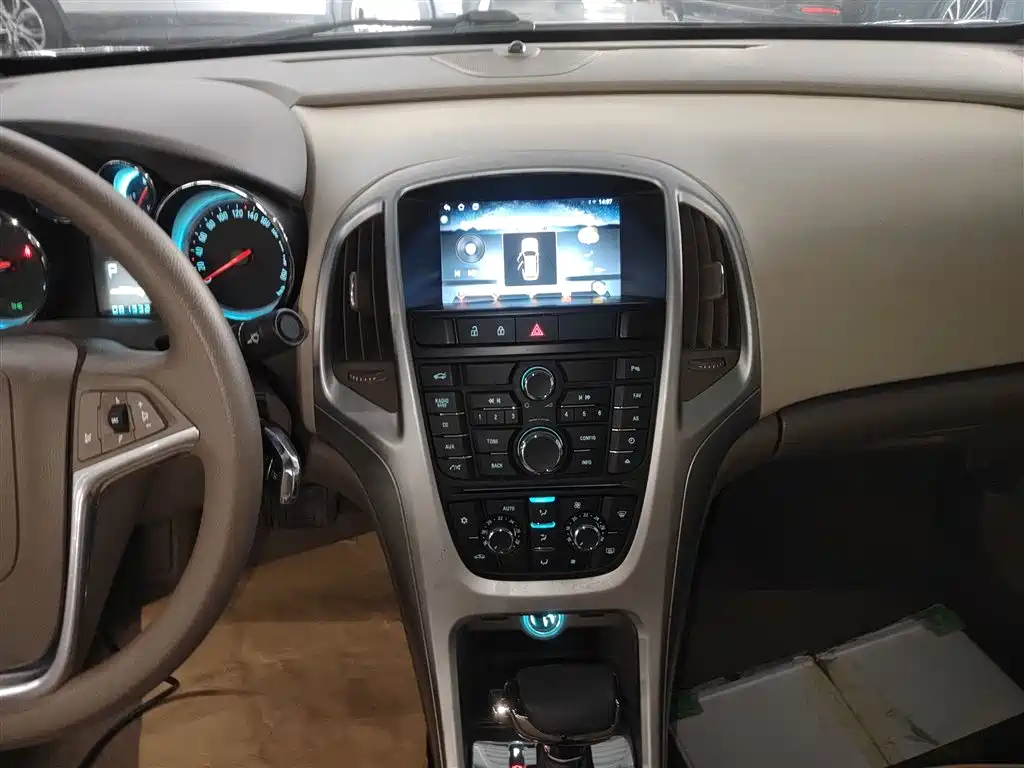 Buick Excelle 2013 GT 1.6L Automatic Fashion Edition фото 13