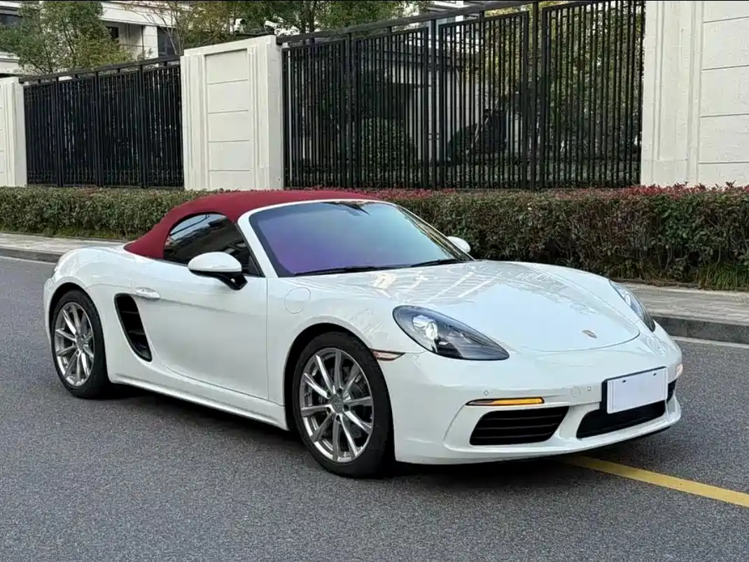 Porsche 718 2016 Boxster 2.0T фото 13