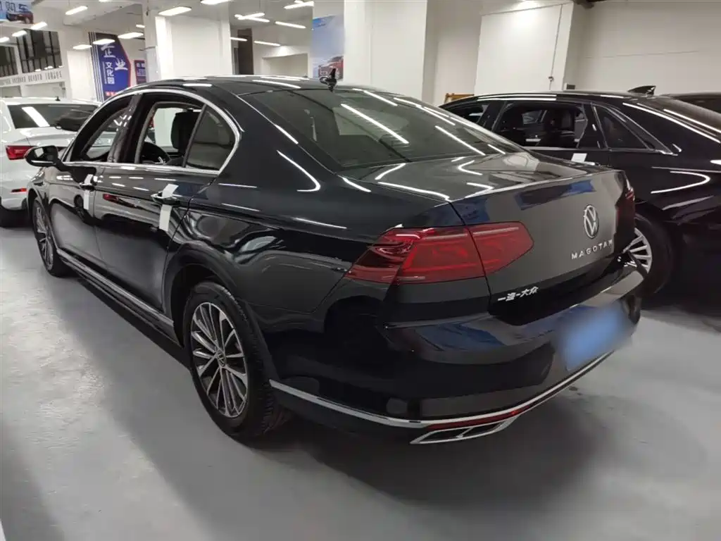 Volkswagen Magotan 2023 2 Million Units Anniversary Edition 330TSI DSG Leading Type фото 5