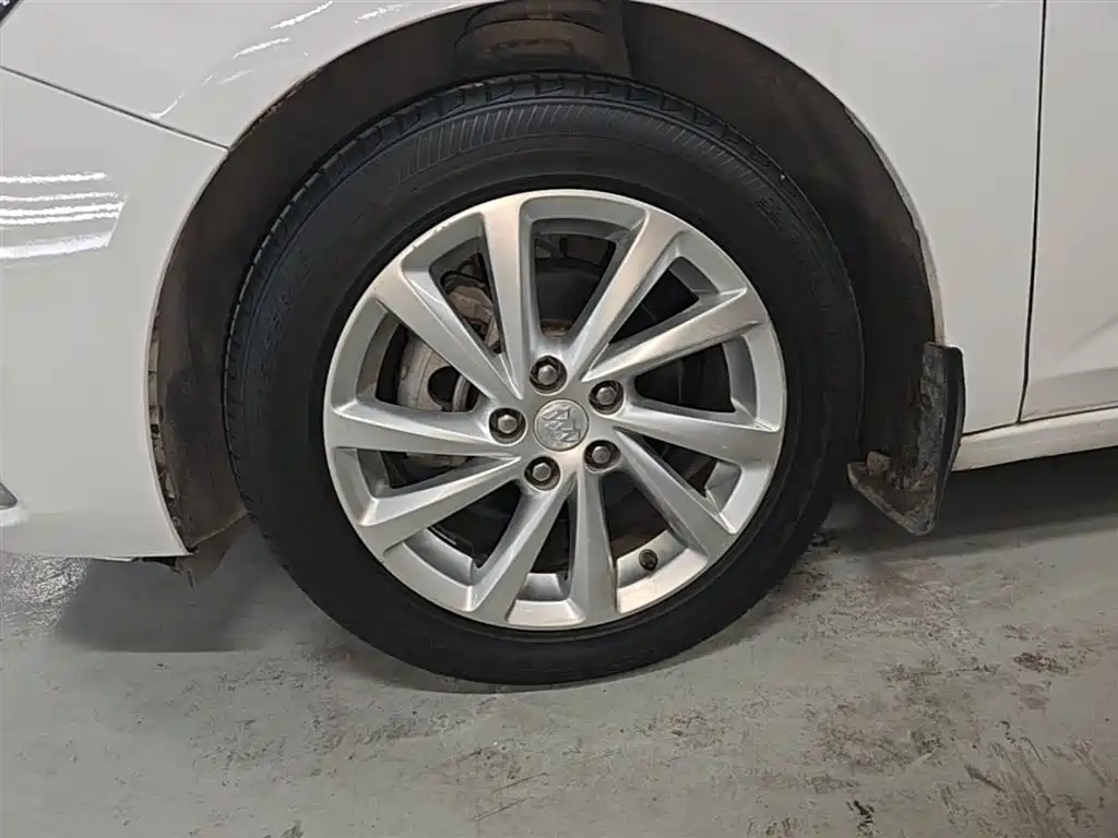 Buick Verano 2018 Sedan 15S Automatic Leading фото 23