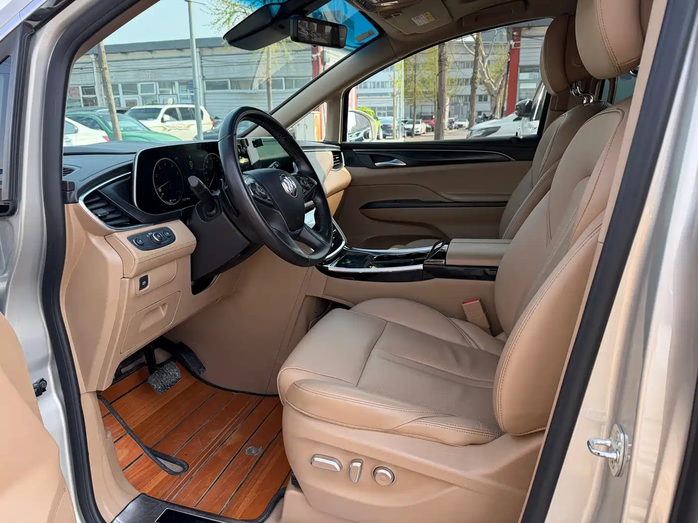 Buick GL8 2021 ES Landlord 653T Luxury фото 5
