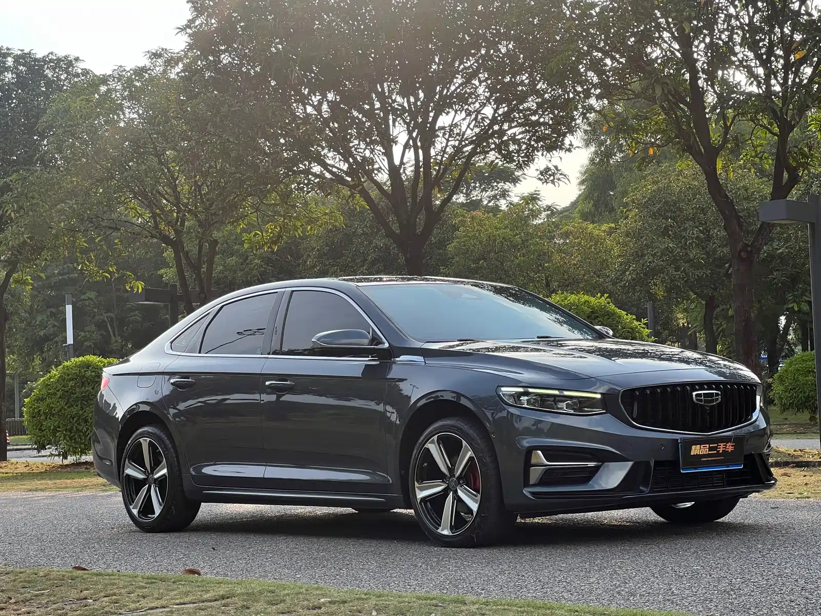 Фото 3 - Geely Preface
