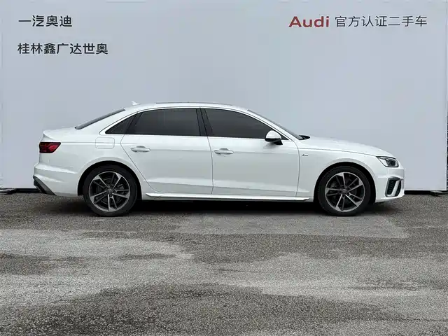 Audi A4L 2020 40 TFSI Fashion Dynamic Edition — фото 3