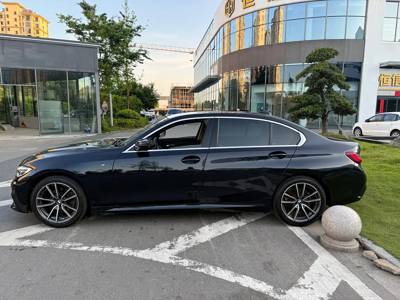 BMW 3 Series 2020 320Li M Sport Package фото 3