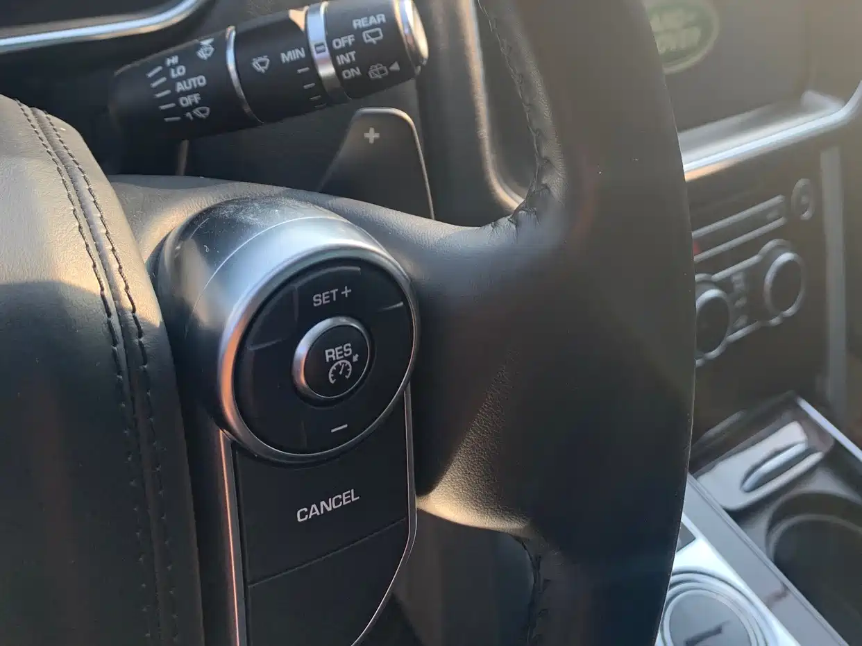 Land Rover Range Rover 2018 3.0 SC V6 Golden Age Edition фото 26