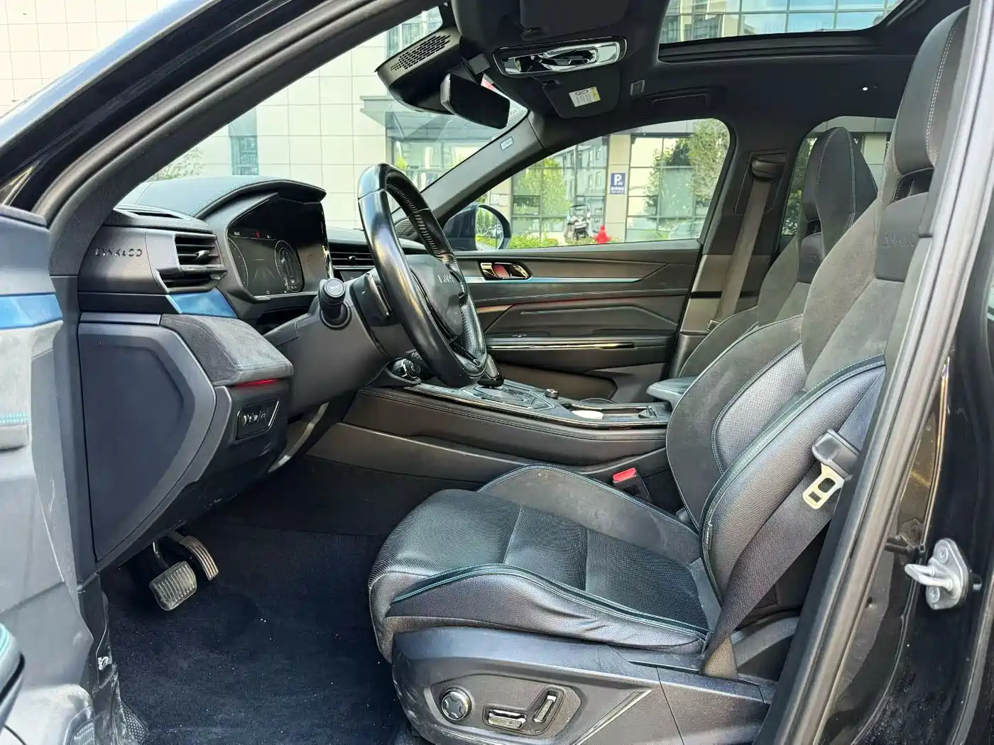 Lynk & Co 05 EM-P 2022 2021 1.5TD PHEV HALO