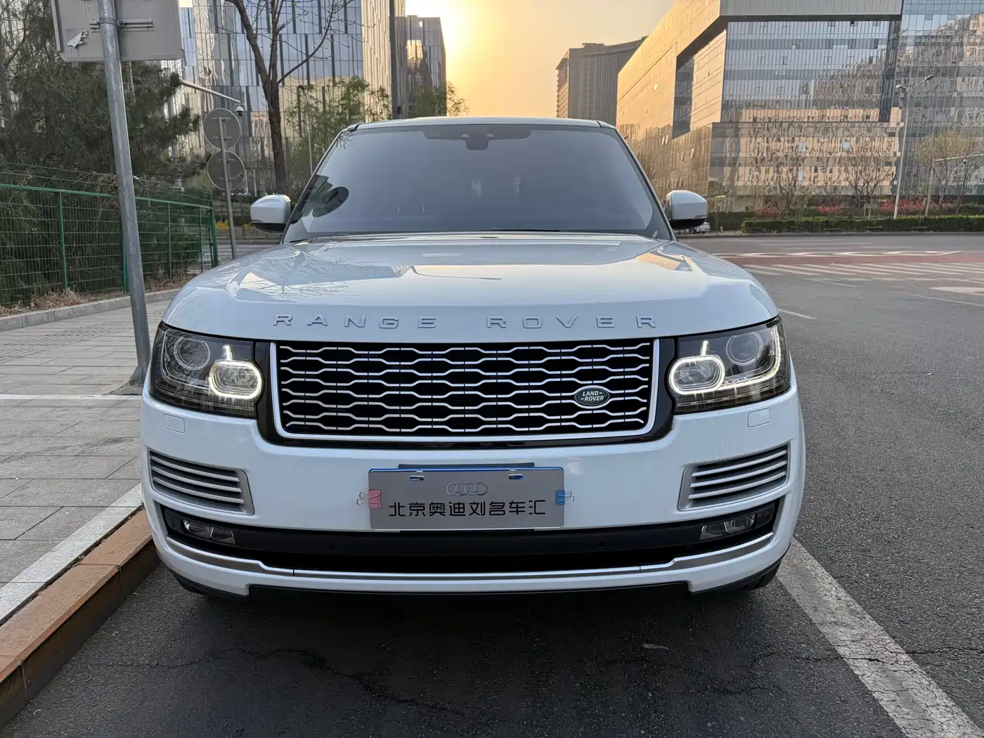Land Rover Range Rover 2018 3.0 SC V6 Golden Age Edition