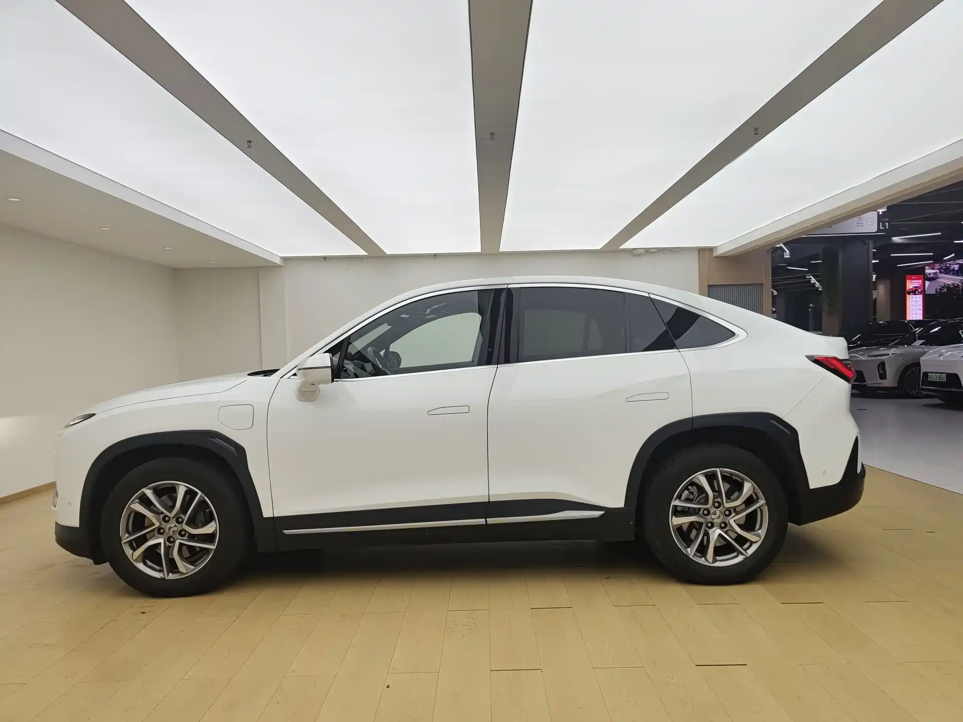 Фото 5 - NIO EC6