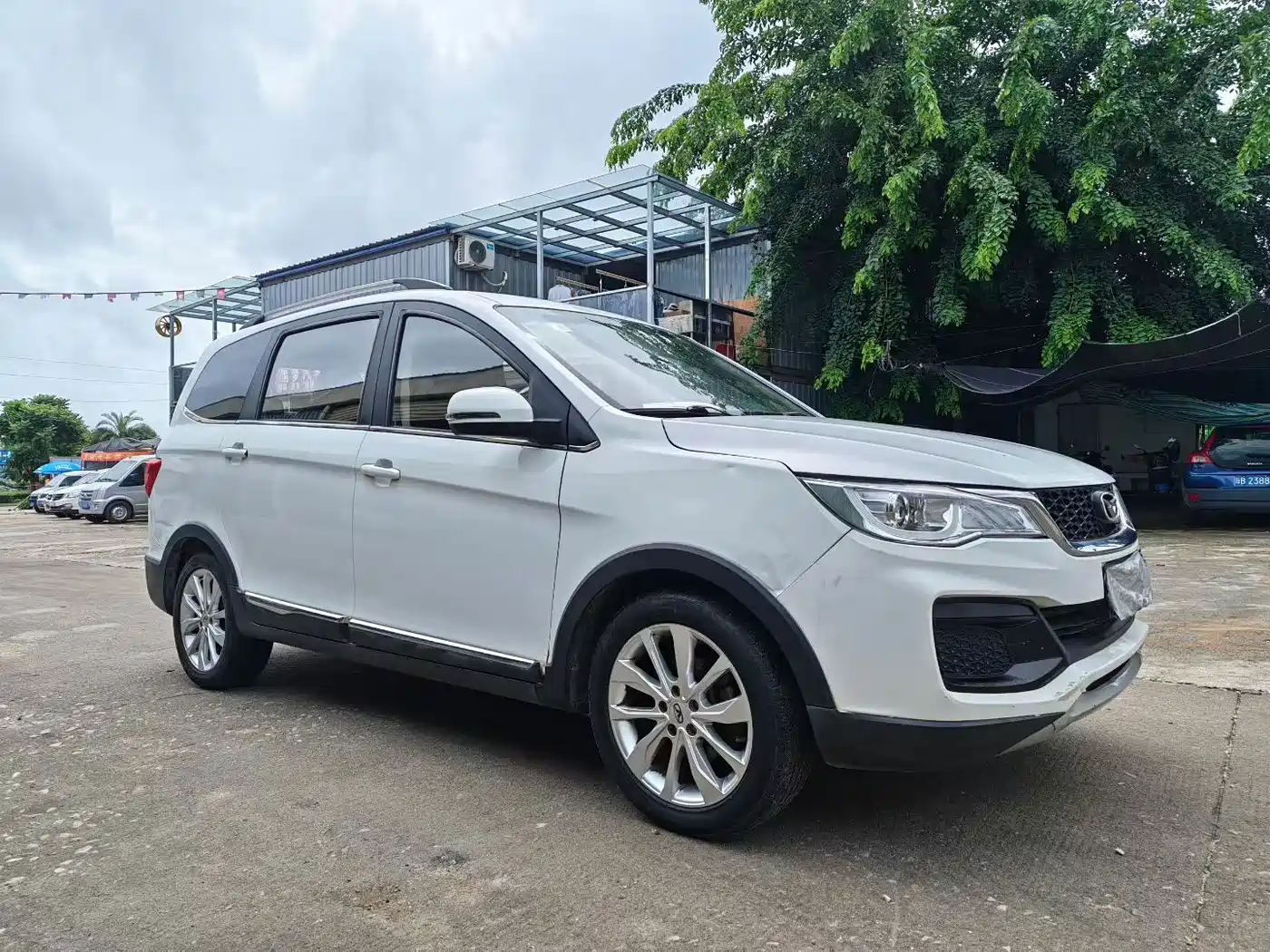 Cowin Kaiyi V3 2016 2016 1.5L Automatic SmartLink II Navigation