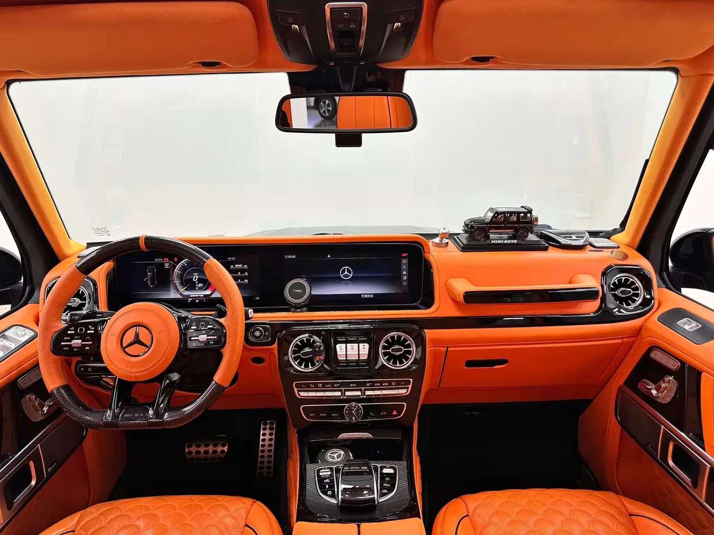 Photo 11 - Mercedes-Benz G-Class AMG