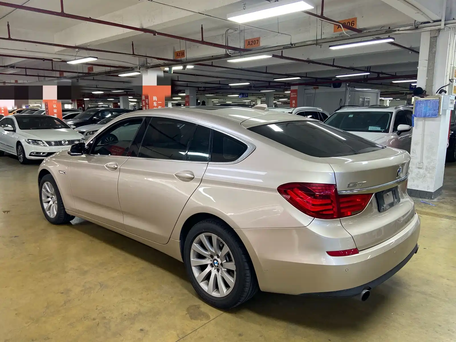 Photo 6 - BMW 5 Series GT
