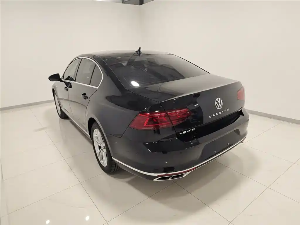 Volkswagen Magotan 2023 2 Million Units Commemorative Edition 280TSI DSG Comfort фото 5