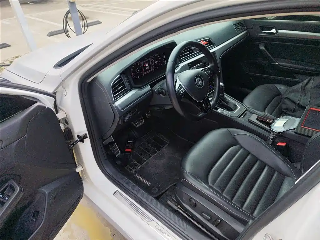 Volkswagen Lamando 2021 280TSI DSG Comfort Edition фото 16