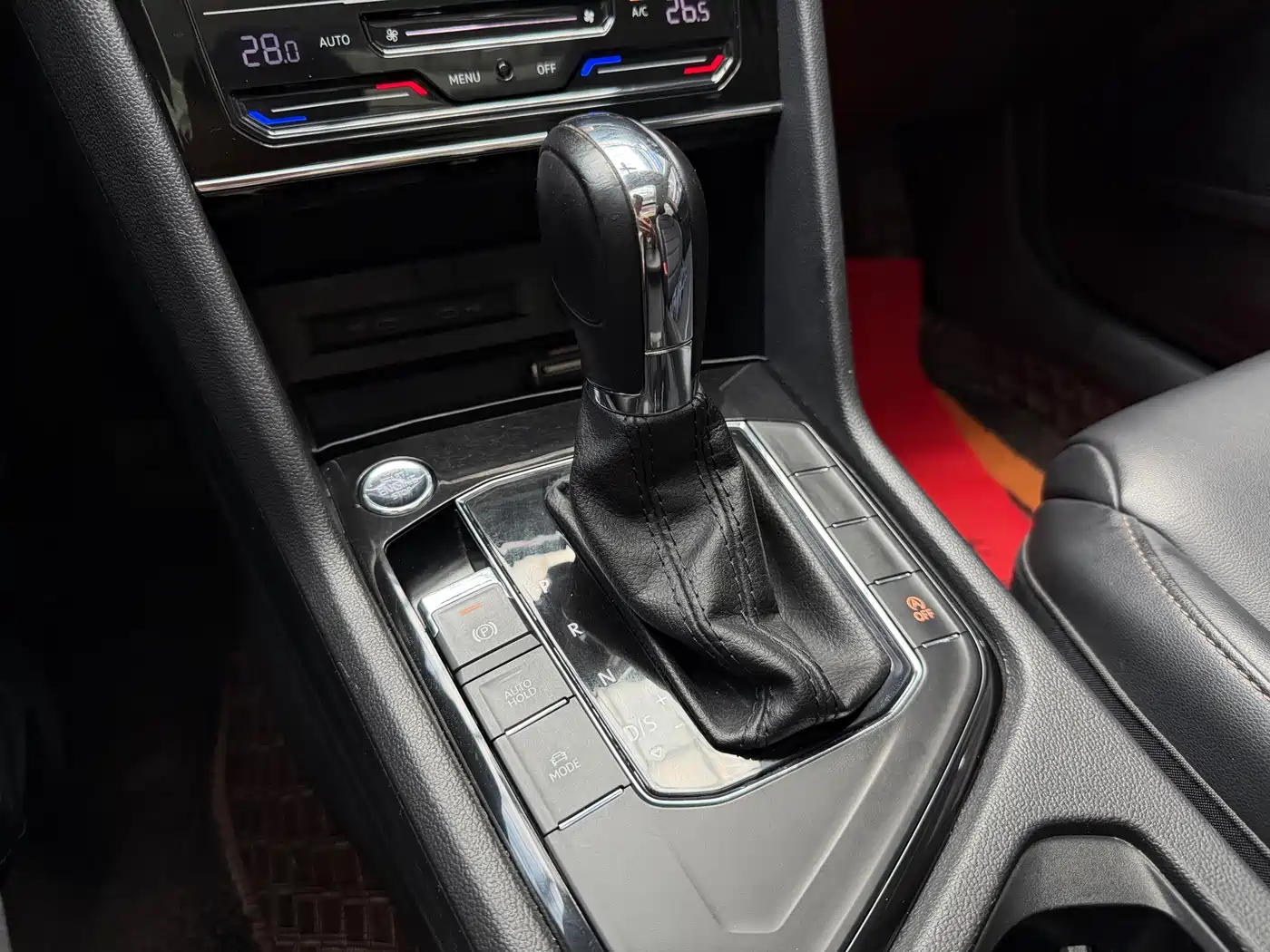 Volkswagen Tharu, миниатюра 12