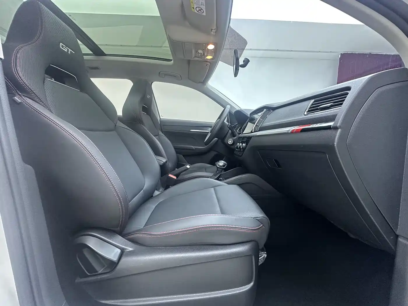 Škoda Kamiq 2022 GT 1.5L Automatic Ultimate Edition фото 8