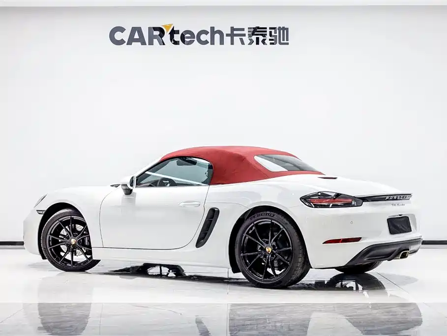 Porsche 718 2022 Boxster 2.0T фото 4