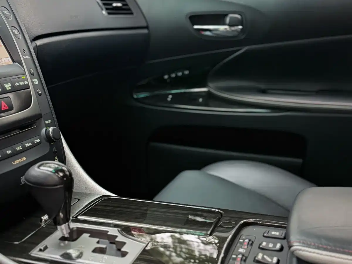 Lexus GS 2010 300 фото 16