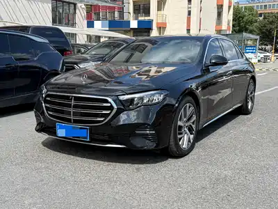 Mercedes-Benz E