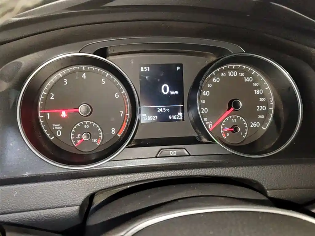 Volkswagen Golf 2018 230TSI Automatic Comfort фото 8