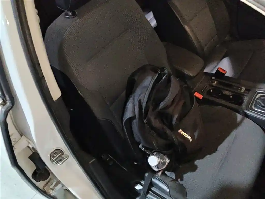Volkswagen Golf 2018 230TSI Automatic Comfort фото 20
